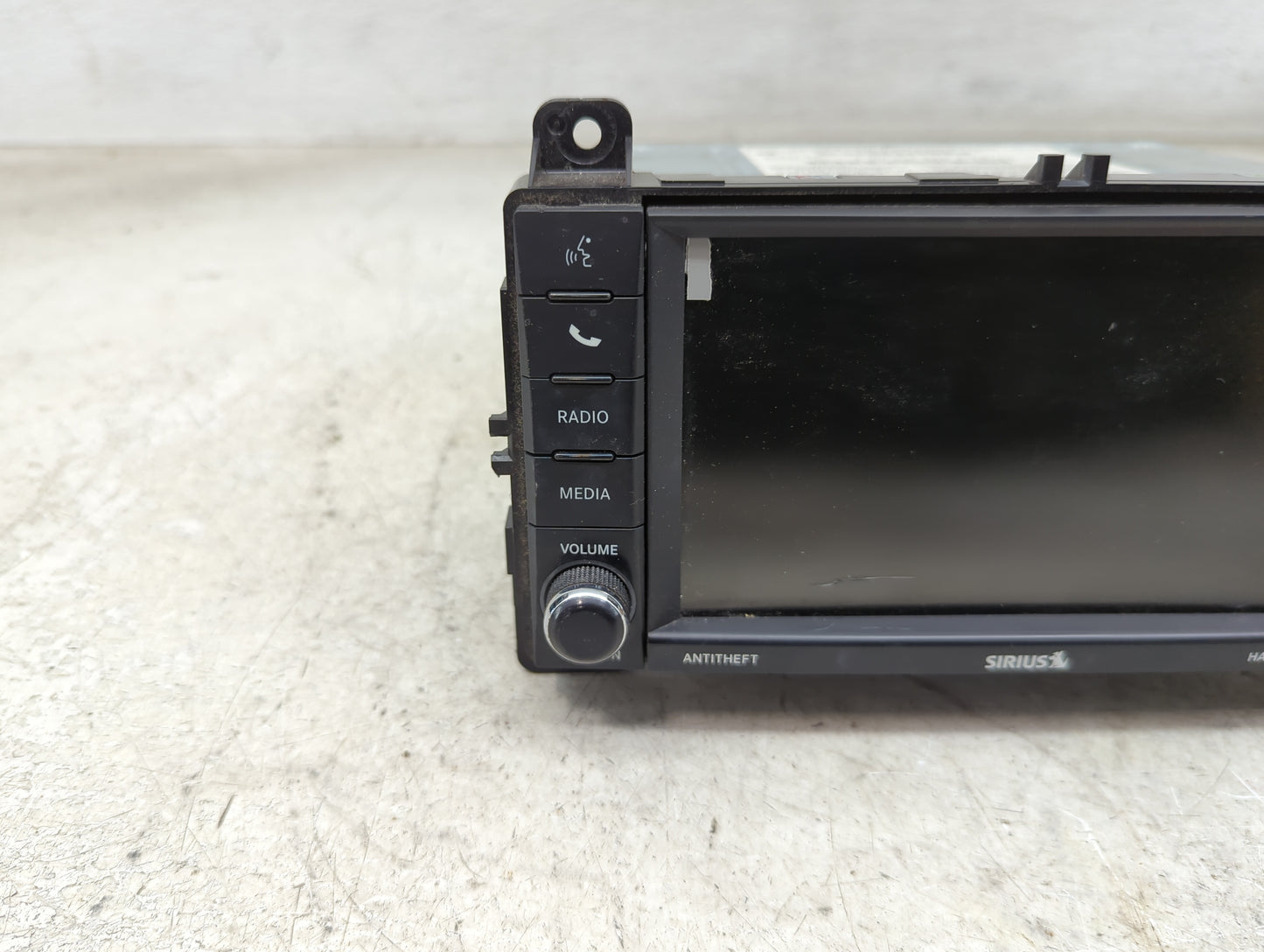 2012 Jeep Grand Cherokee Radio AM FM Cd Player Receiver Replacement P/N:P05091188AD Fits OEM Used Auto Parts - Oemusedautopa