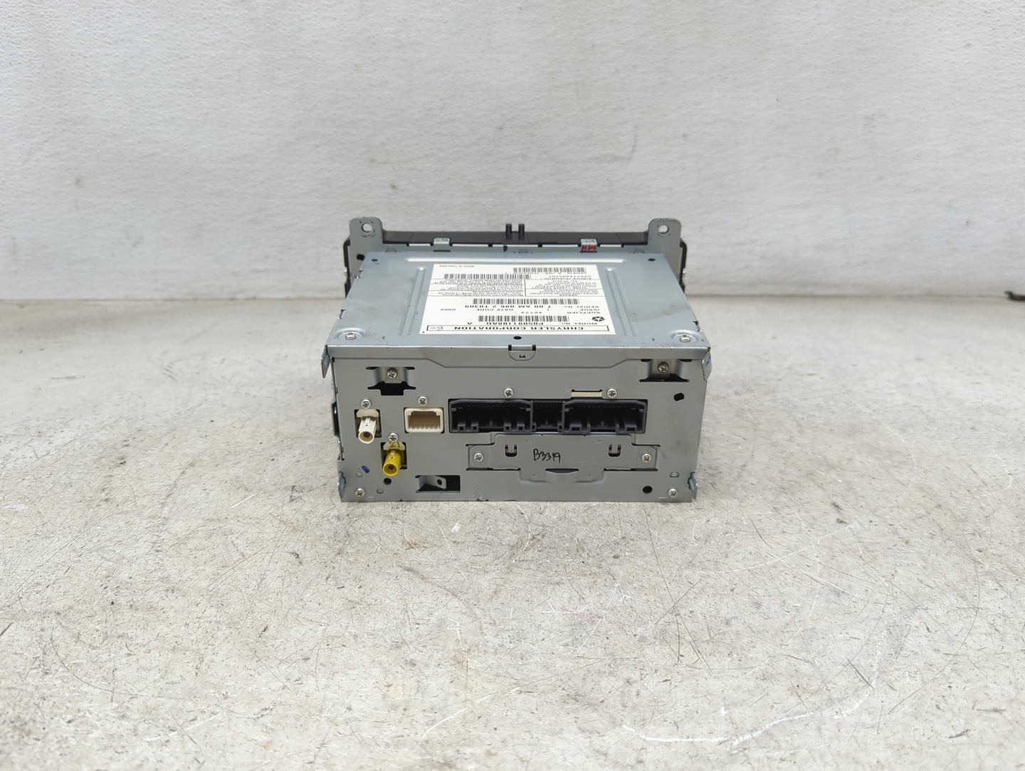2012 Jeep Grand Cherokee Radio AM FM Cd Player Receiver Replacement P/N:P05091188AD Fits OEM Used Auto Parts - Oemusedautopa