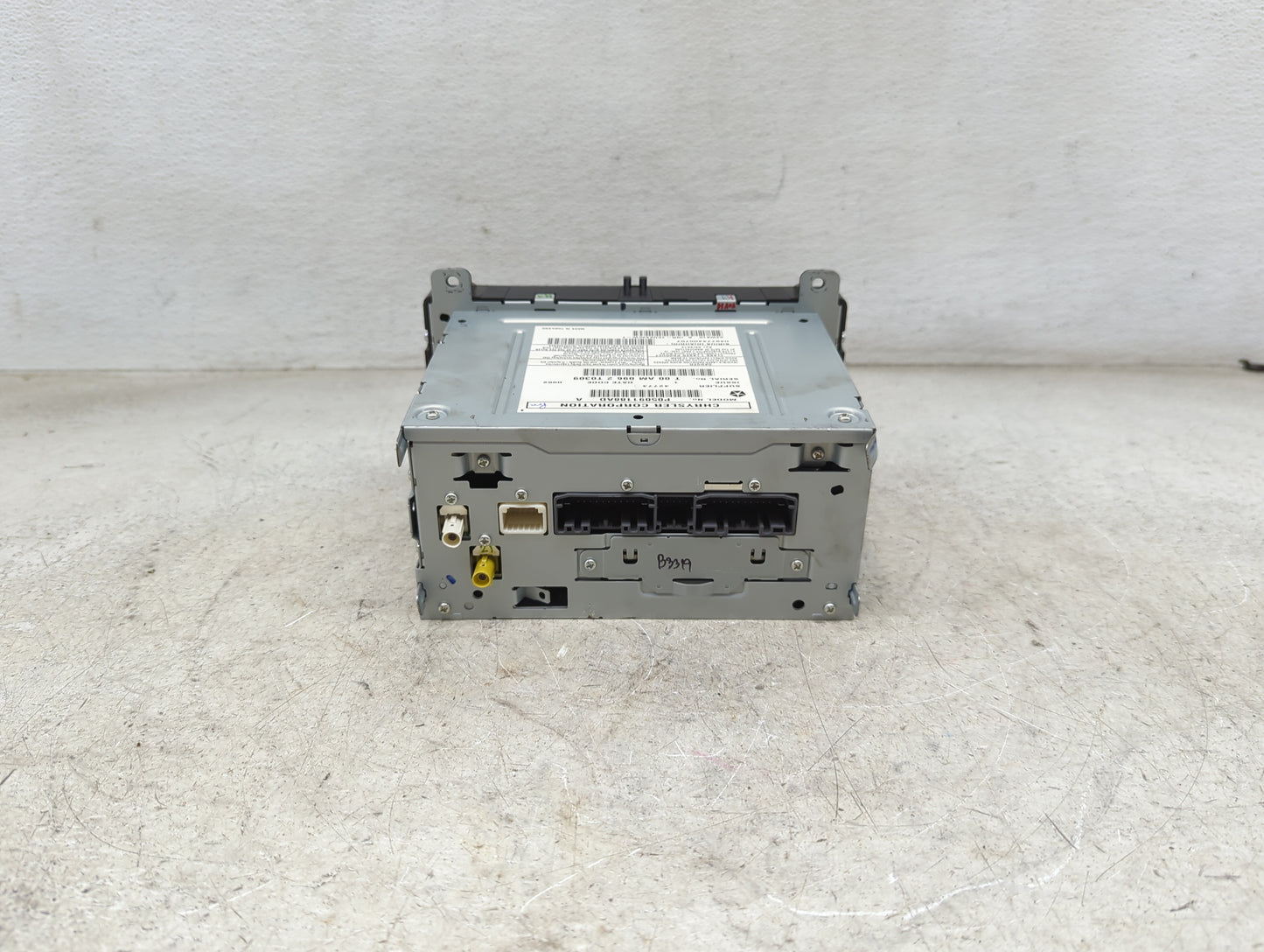 2012 Jeep Grand Cherokee Radio AM FM Cd Player Receiver Replacement P/N:P05091188AD Fits OEM Used Auto Parts - Oemusedautopa