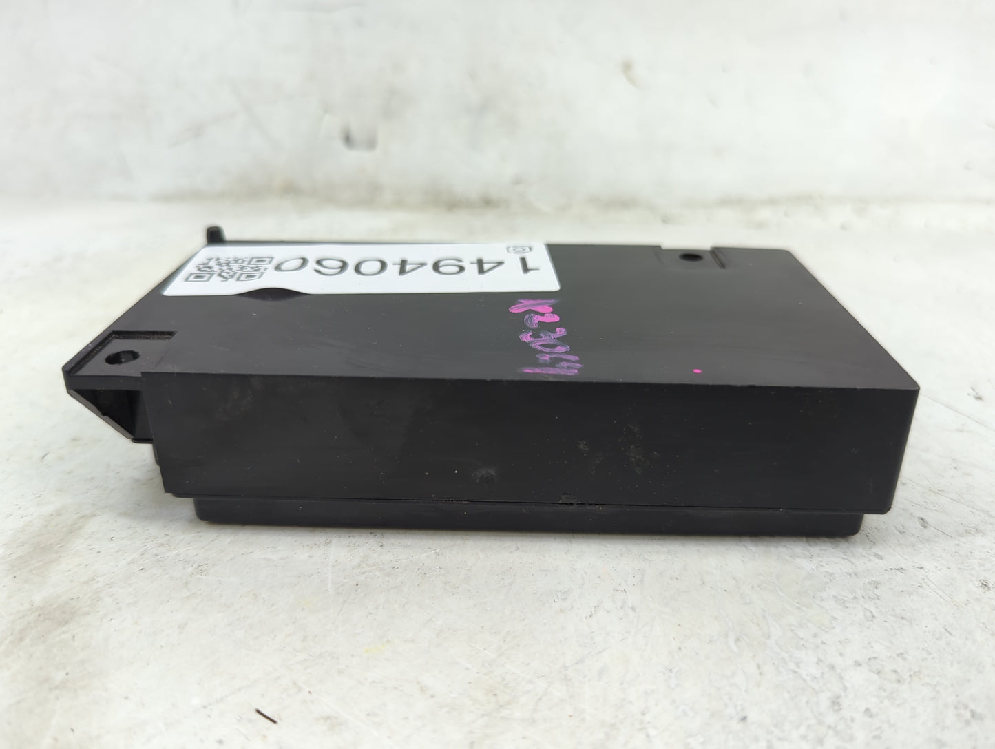 2012-2014 Jeep Grand Cherokee Communication Control Module - Oemusedautoparts1.com