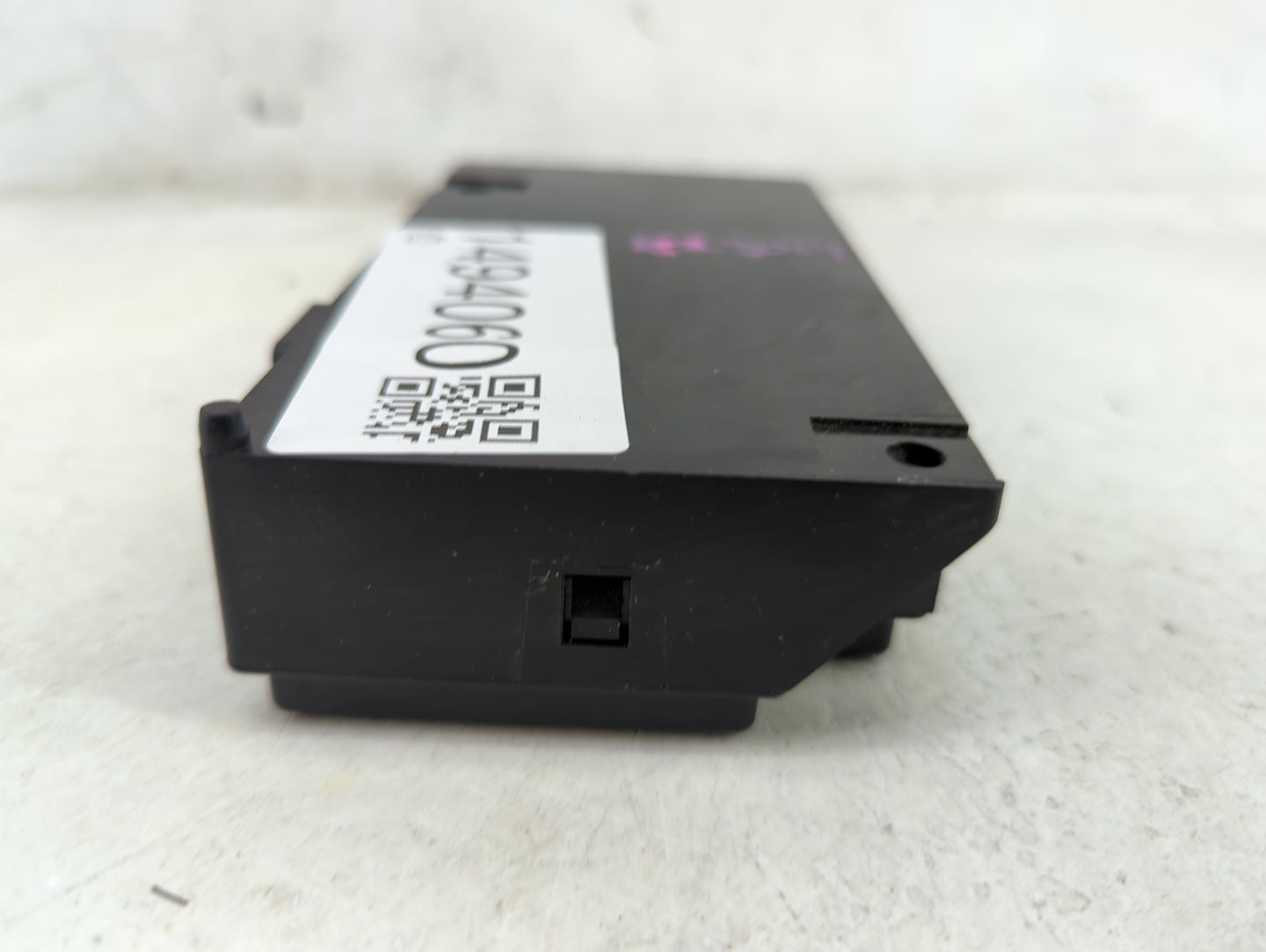 2012-2014 Jeep Grand Cherokee Communication Control Module - Oemusedautoparts1.com