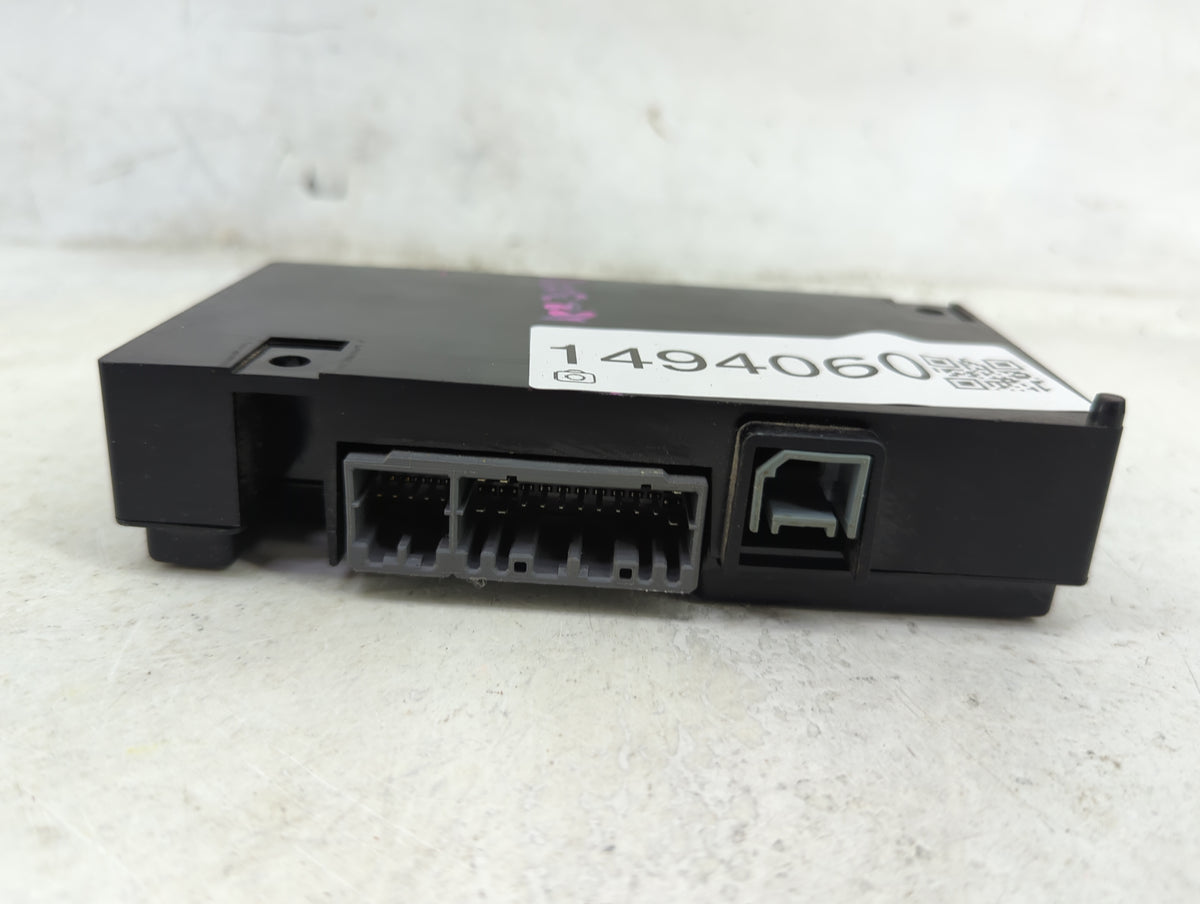 2012-2014 Jeep Grand Cherokee Communication Control Module - Oemusedautoparts1.com