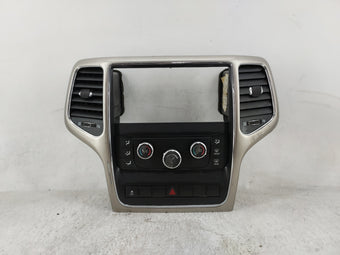 compare product 2011-2013 Jeep Grand Cherokee Climate Control Module Temperature AC/Heater Replacement P/N:55111833A0 5HB 010 246-05 Fits OEM Used Auto Parts