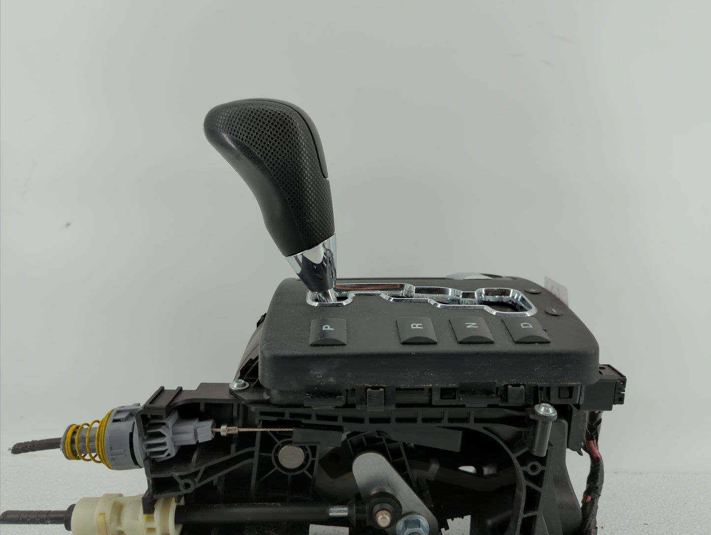 2012 Jeep Grand Cherokee Floor Console Assembly Shifter - Oemusedautoparts1.com