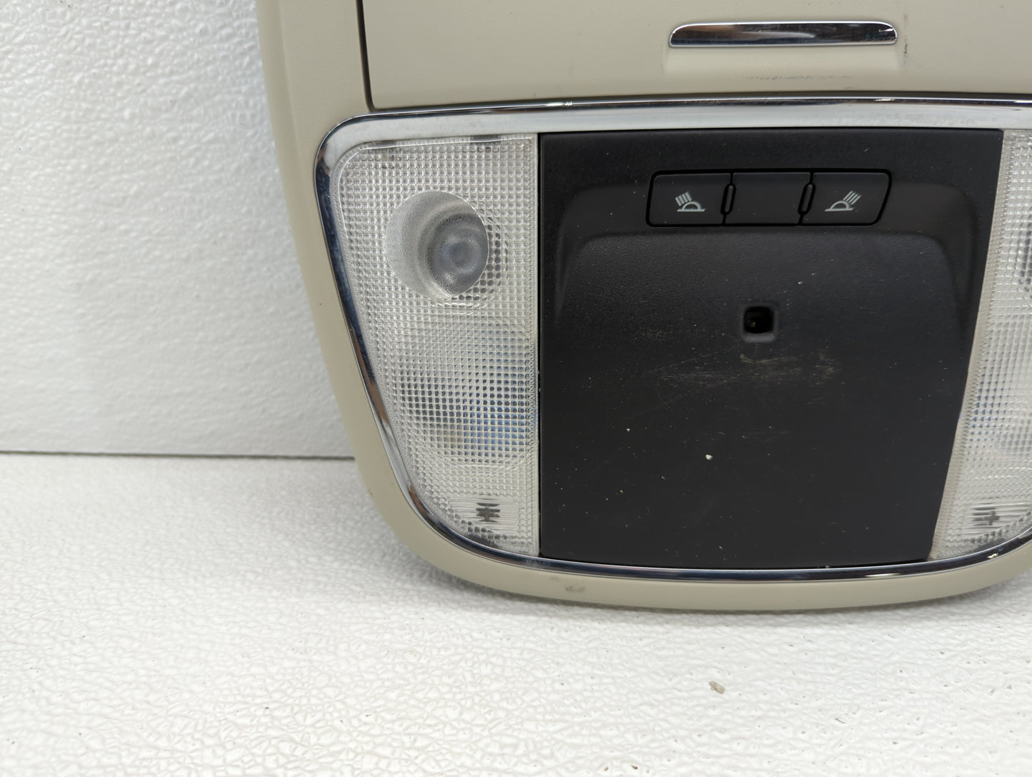 2011-2022 Jeep Grand Cherokee Overhead Roof Console Grey - Oemusedautoparts1.com