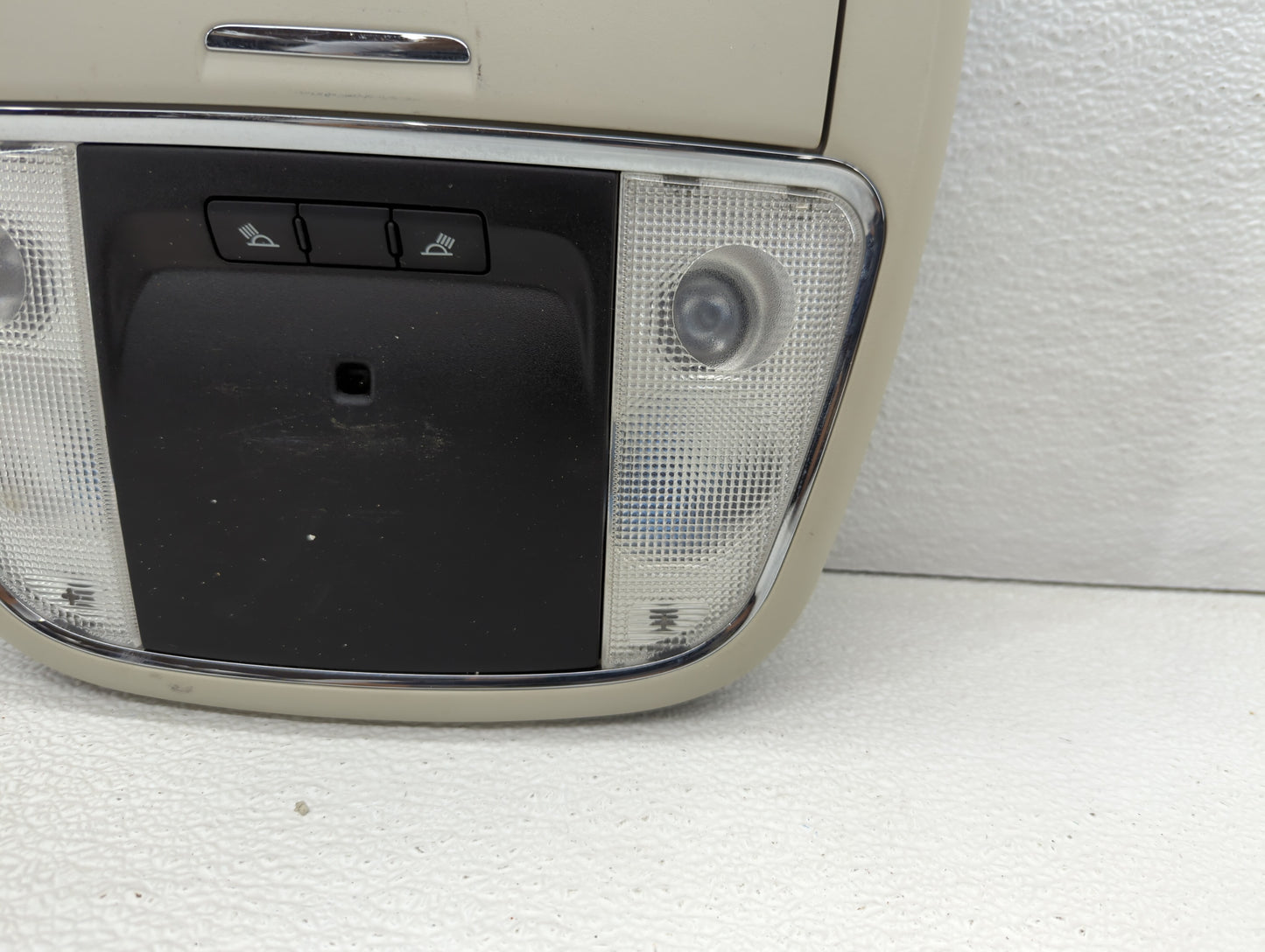 2011-2022 Jeep Grand Cherokee Overhead Roof Console Grey - Oemusedautoparts1.com