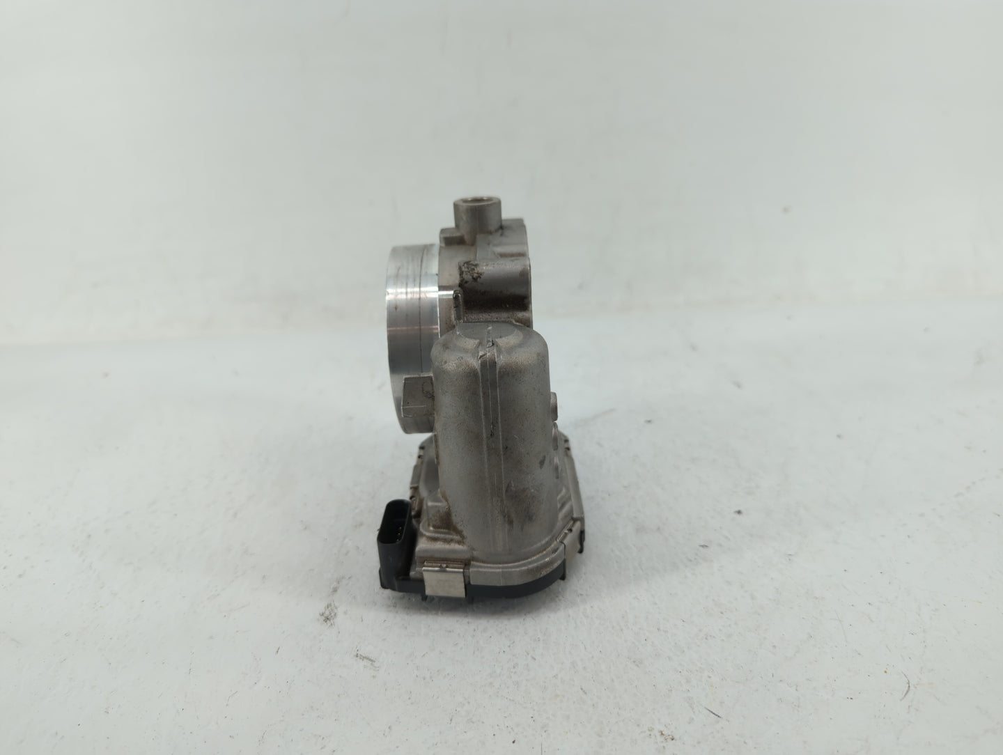 2011-2022 Jeep Grand Cherokee Throttle Body P/N:05184349AE 05184349AC Fits OEM Used Auto Parts - Oemusedautoparts1.com