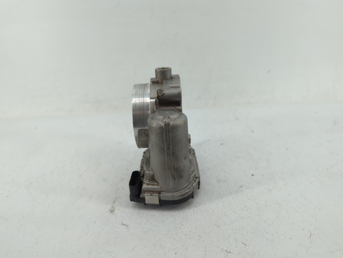 2011-2022 Jeep Grand Cherokee Throttle Body P/N:05184349AE 05184349AC Fits OEM Used Auto Parts - Oemusedautoparts1.com
