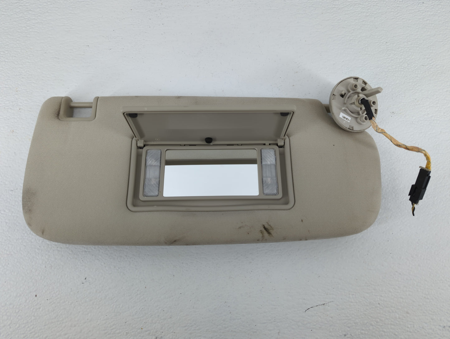 2011-2013 Jeep Grand Cherokee Sun Visor Shade Replacement Passenger Right Mirror Fits OEM Used Auto Parts - Oemusedautoparts