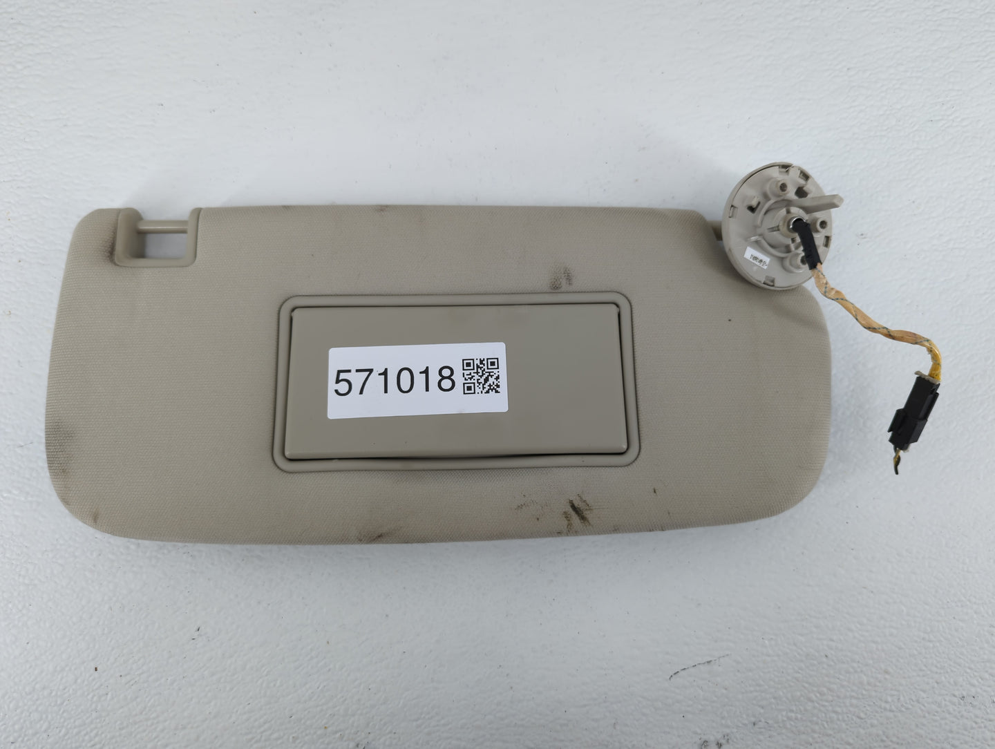 2011-2013 Jeep Grand Cherokee Sun Visor Shade Replacement Passenger Right Mirror Fits OEM Used Auto Parts - Oemusedautoparts
