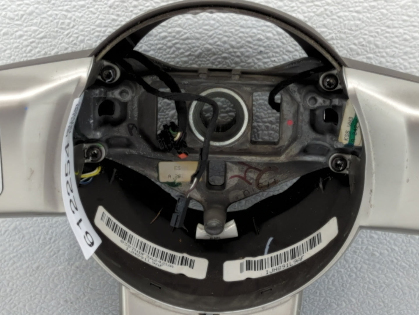 steering wheel - Oemusedautoparts1.com