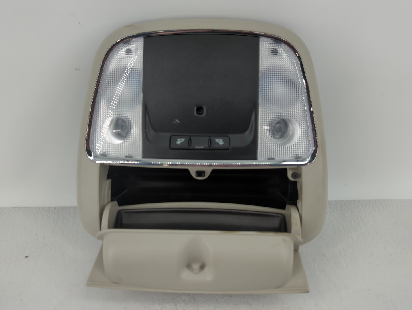 2012 Jeep Grand Cherokee Overhead Roof Console - Oemusedautoparts1.com