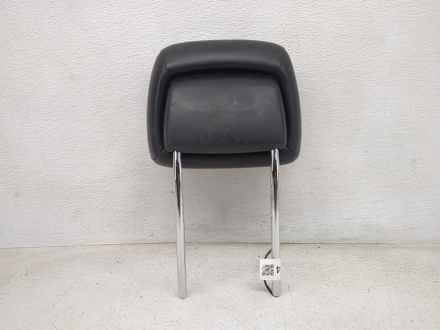 2011-2012 Jeep Grand Cherokee Headrest Head Rest Front Driver Seat Black 680234 - Oemusedautoparts1.com