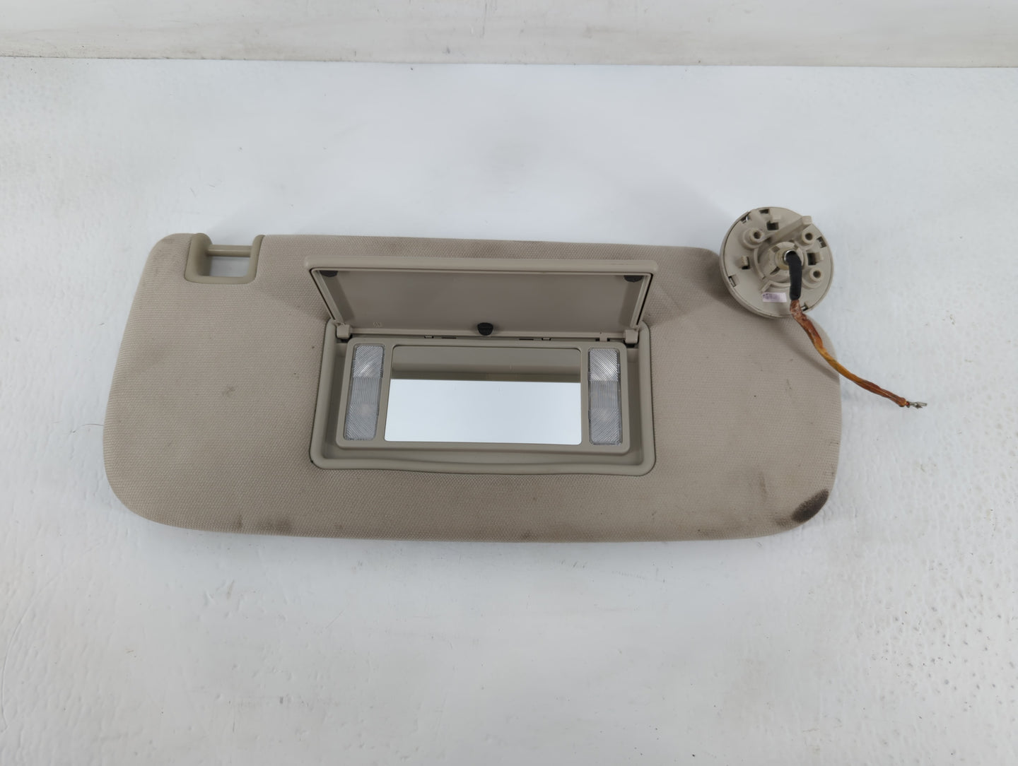 2011-2013 Jeep Grand Cherokee Sun Visor Shade Replacement Passenger Right Mirror Fits OEM Used Auto Parts - Oemusedautoparts