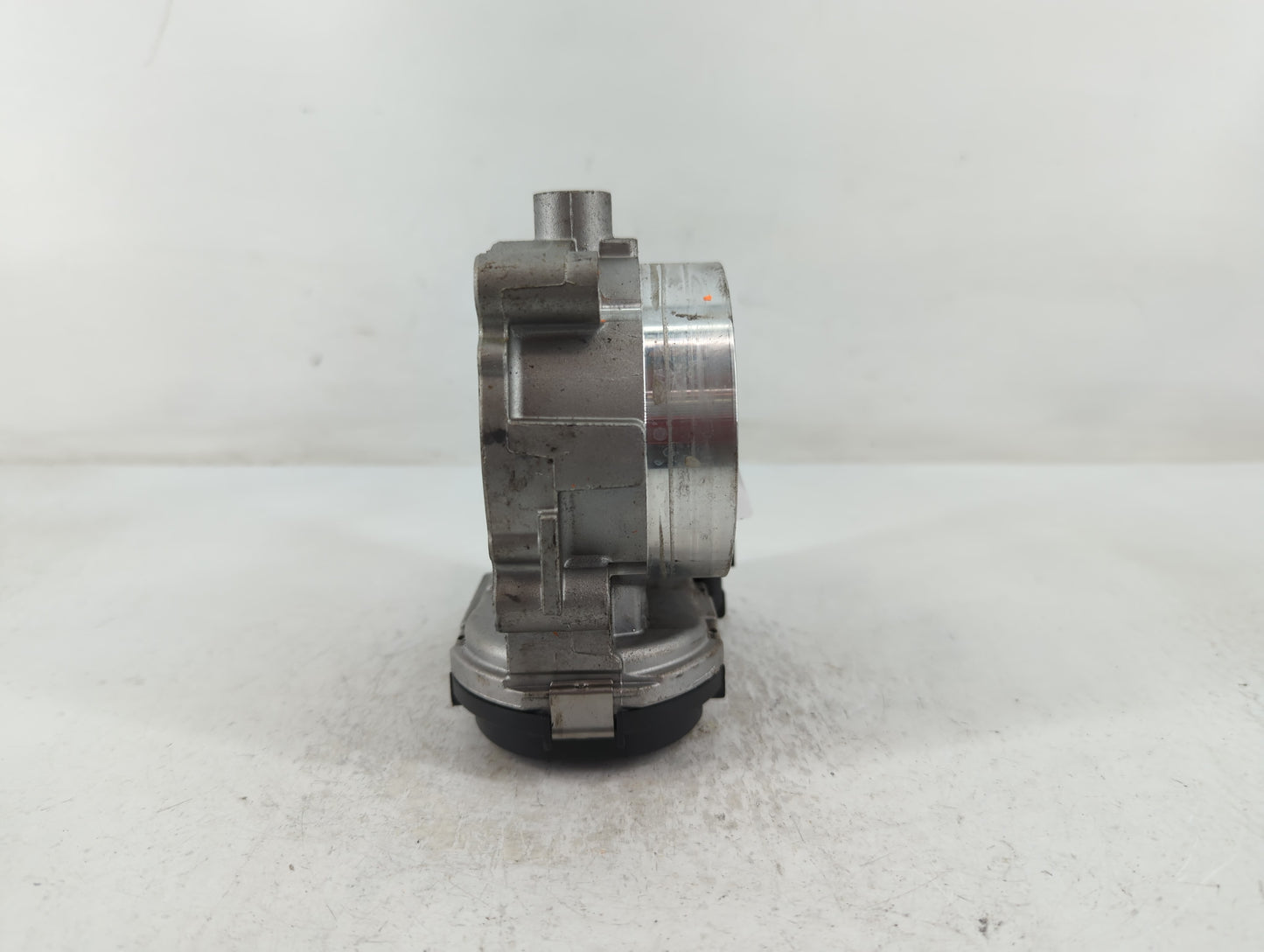 2011-2022 Jeep Grand Cherokee Throttle Body P/N:0 280 750 570 0518439AC Fits OEM Used Auto Parts - Oemusedautoparts1.com