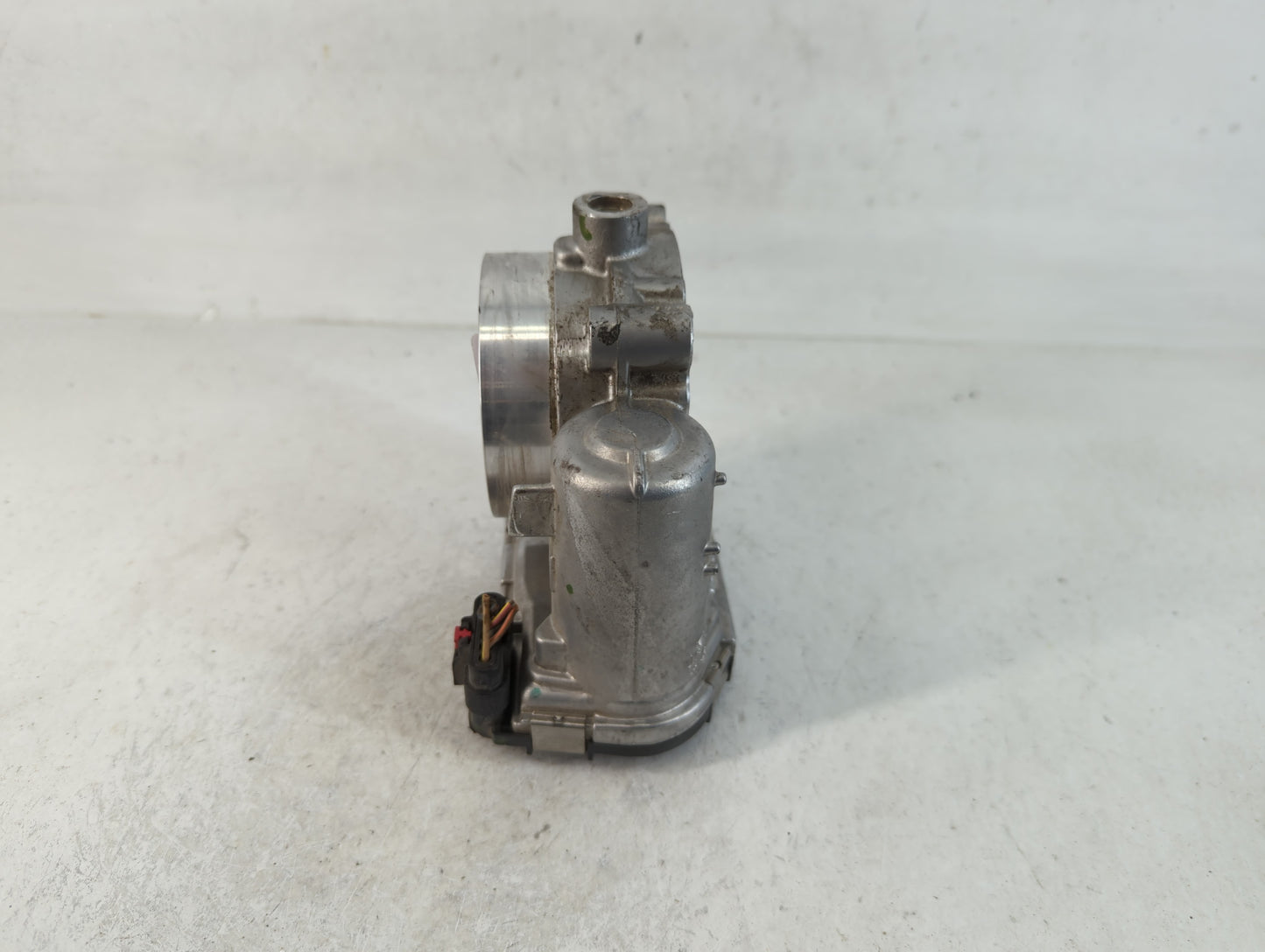 2011-2022 Jeep Grand Cherokee Throttle Body P/N:0 280 750 570 05184349AC Fits OEM Used Auto Parts - Oemusedautoparts1.com