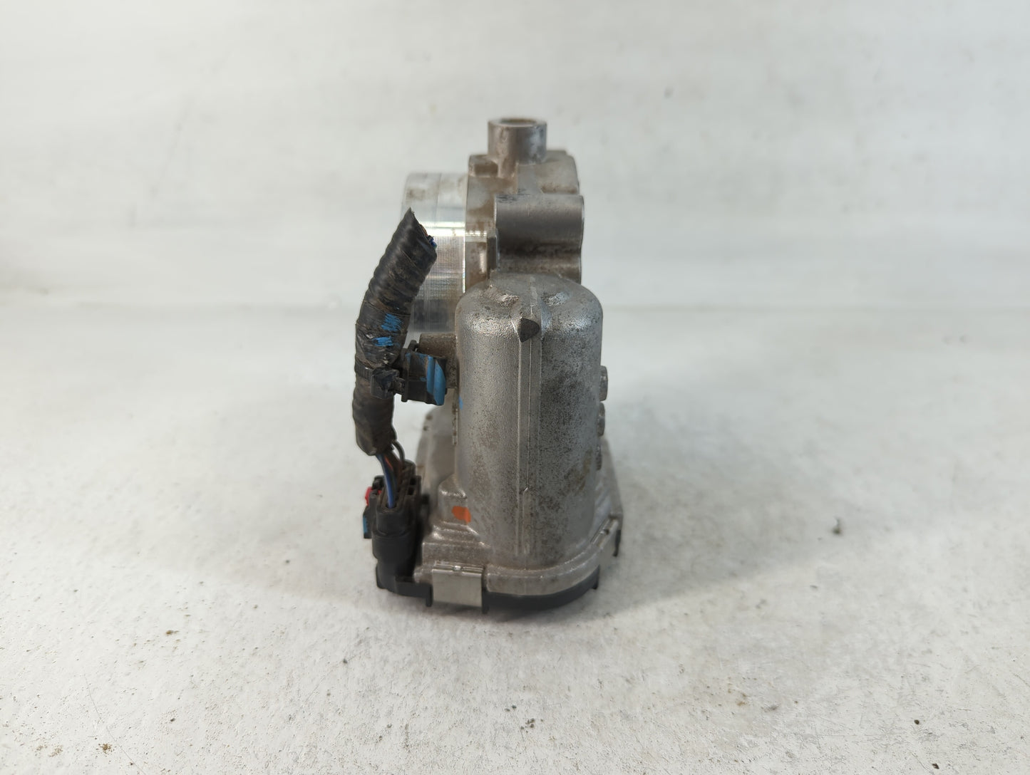 2011-2022 Jeep Grand Cherokee Throttle Body P/N:0 280 750 570 05184349AC Fits OEM Used Auto Parts - Oemusedautoparts1.com