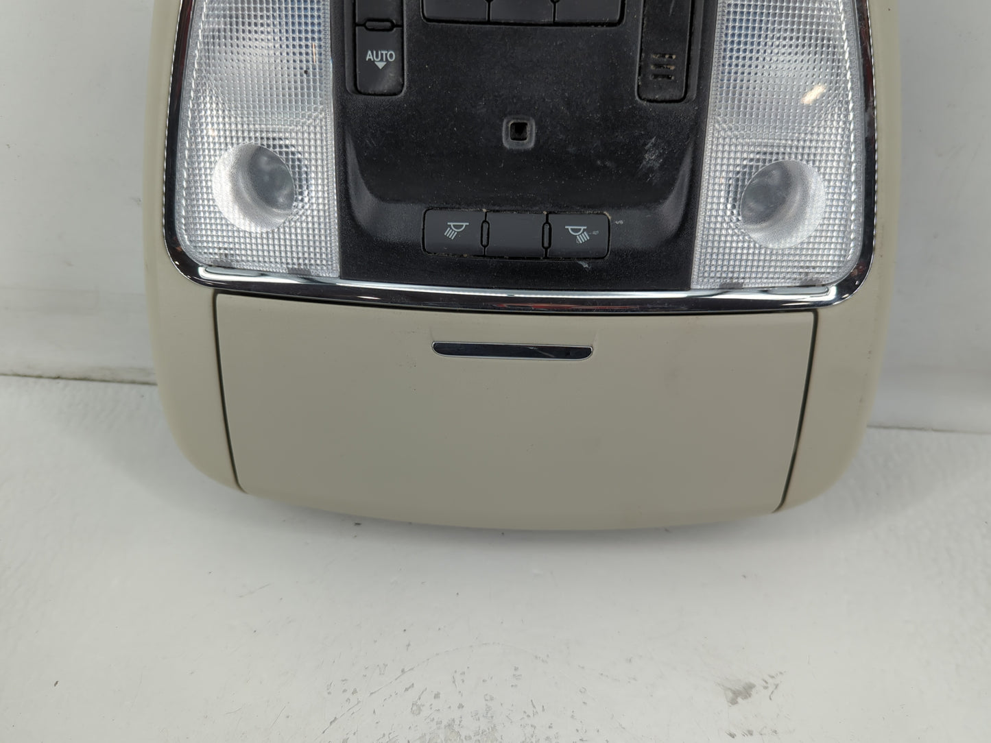 2011-2015 Jeep Grand Cherokee Overhead Roof Console 762403 - Oemusedautoparts1.com