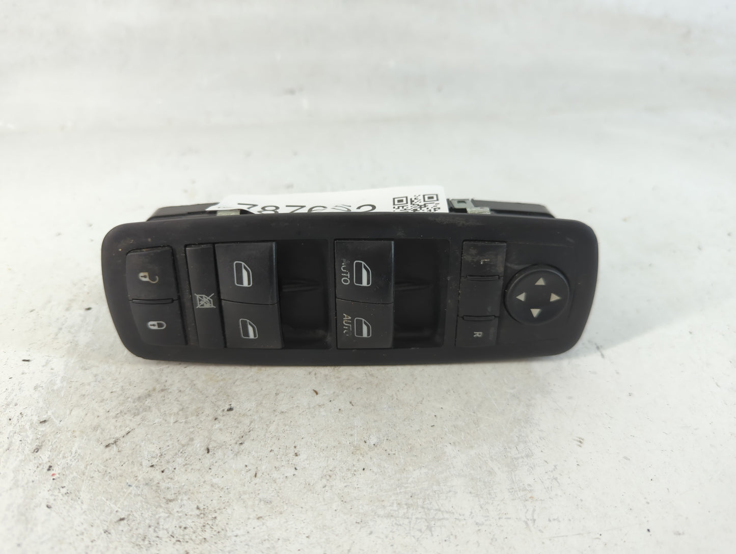 2011-2013 Jeep Grand Cherokee Master Power Window Switch Replacement Driver Side Left P/N:68030823AE Fits Fits 2011 2012 201