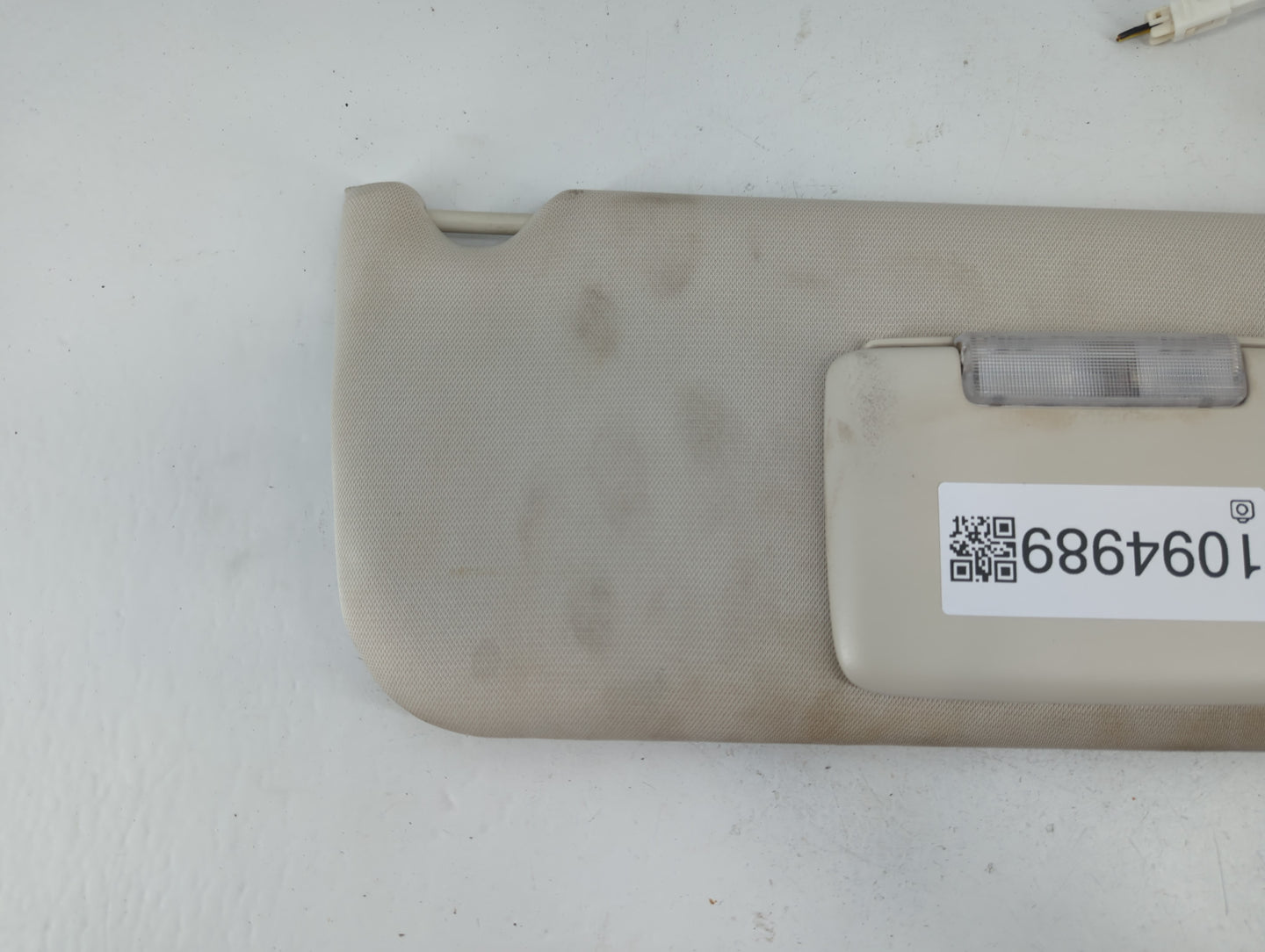 2008-2012 Jeep Liberty Sun Visor Shade Replacement Driver Left Mirror Fits Fits 2008 2009 2010 2011 2012 OEM Used Auto Parts
