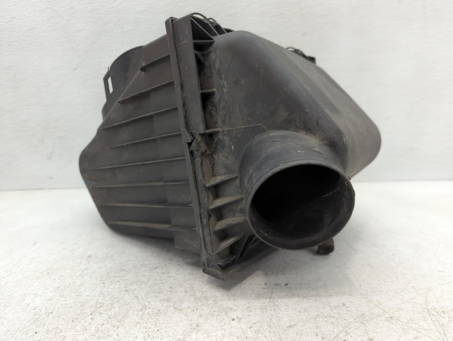 2008-2012 Jeep Liberty Air Cleaner Intake-duct Hose Tube - Oemusedautoparts1.com