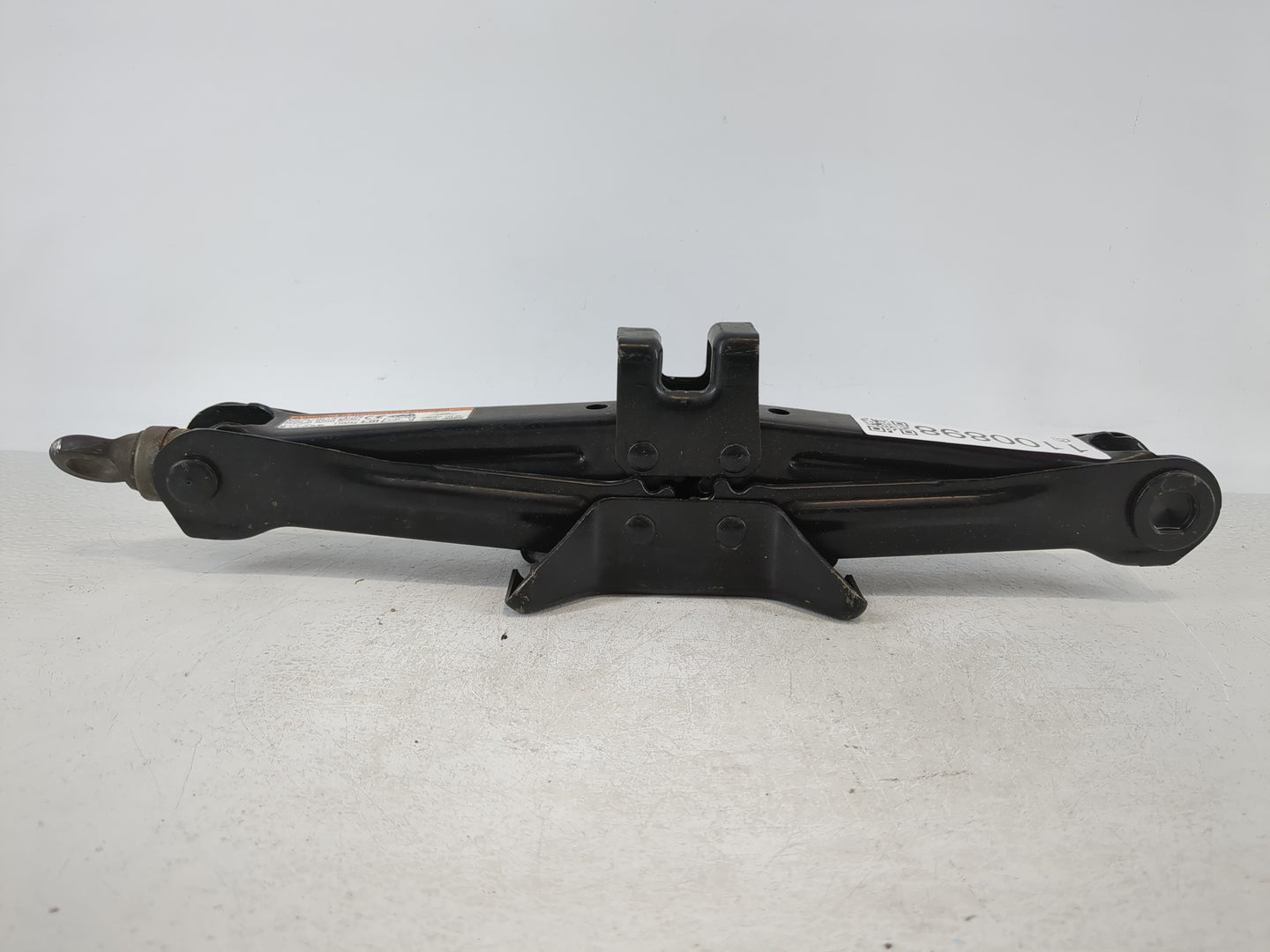 2012 Jeep Liberty Spare Scissor Car Jack - Oemusedautoparts1.com