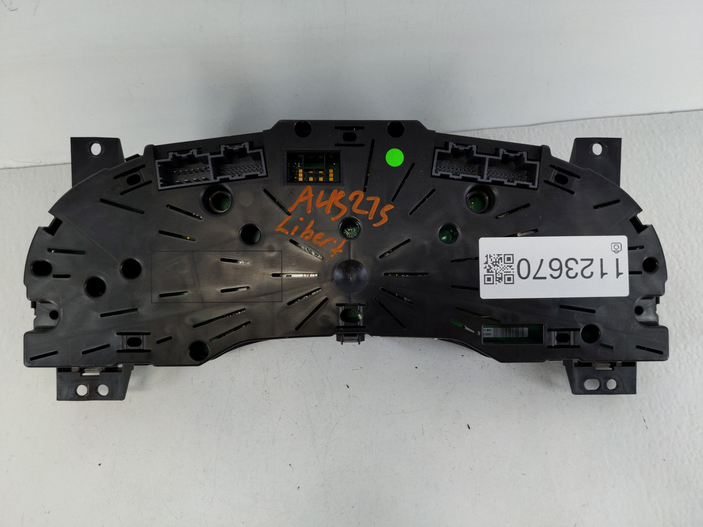 2012 Jeep Liberty Instrument Cluster Speedometer Gauges P/N:P05172920AE Fits OEM Used Auto Parts - Oemusedautoparts1.com