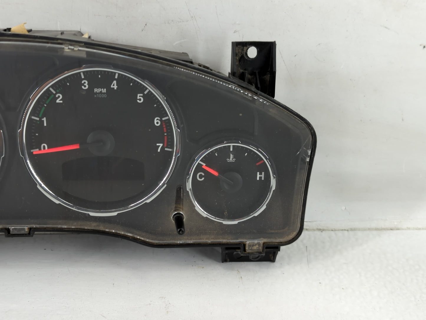 2012 Jeep Liberty Instrument Cluster Speedometer Gauges P/N:P05172921AE Fits OEM Used Auto Parts - Oemusedautoparts1.com