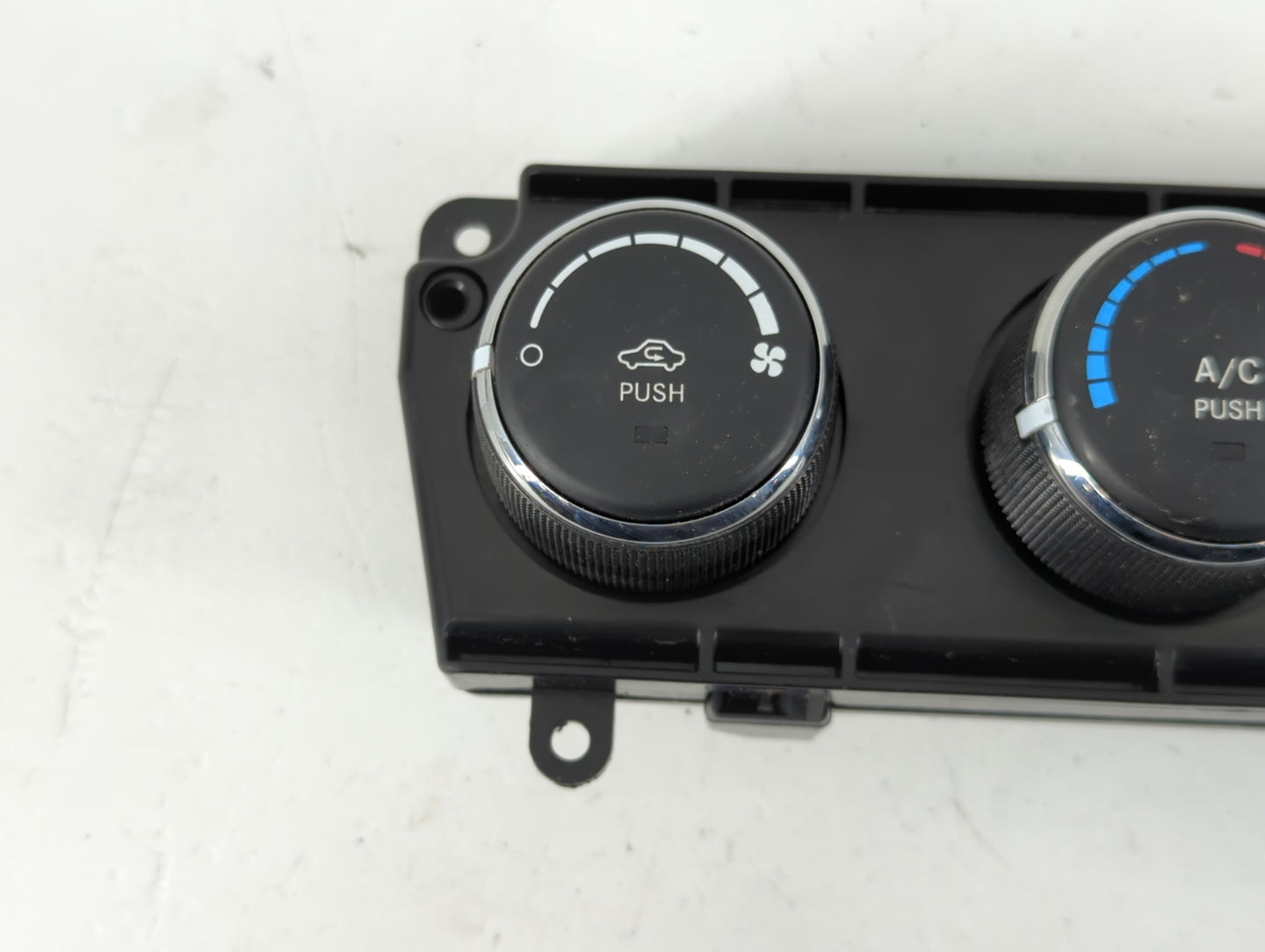 2010-2012 Jeep Liberty Climate Control Module Temperature AC/Heater Replacement P/N:P55111943AE Fits Fits 2010 2011 2012 OEM