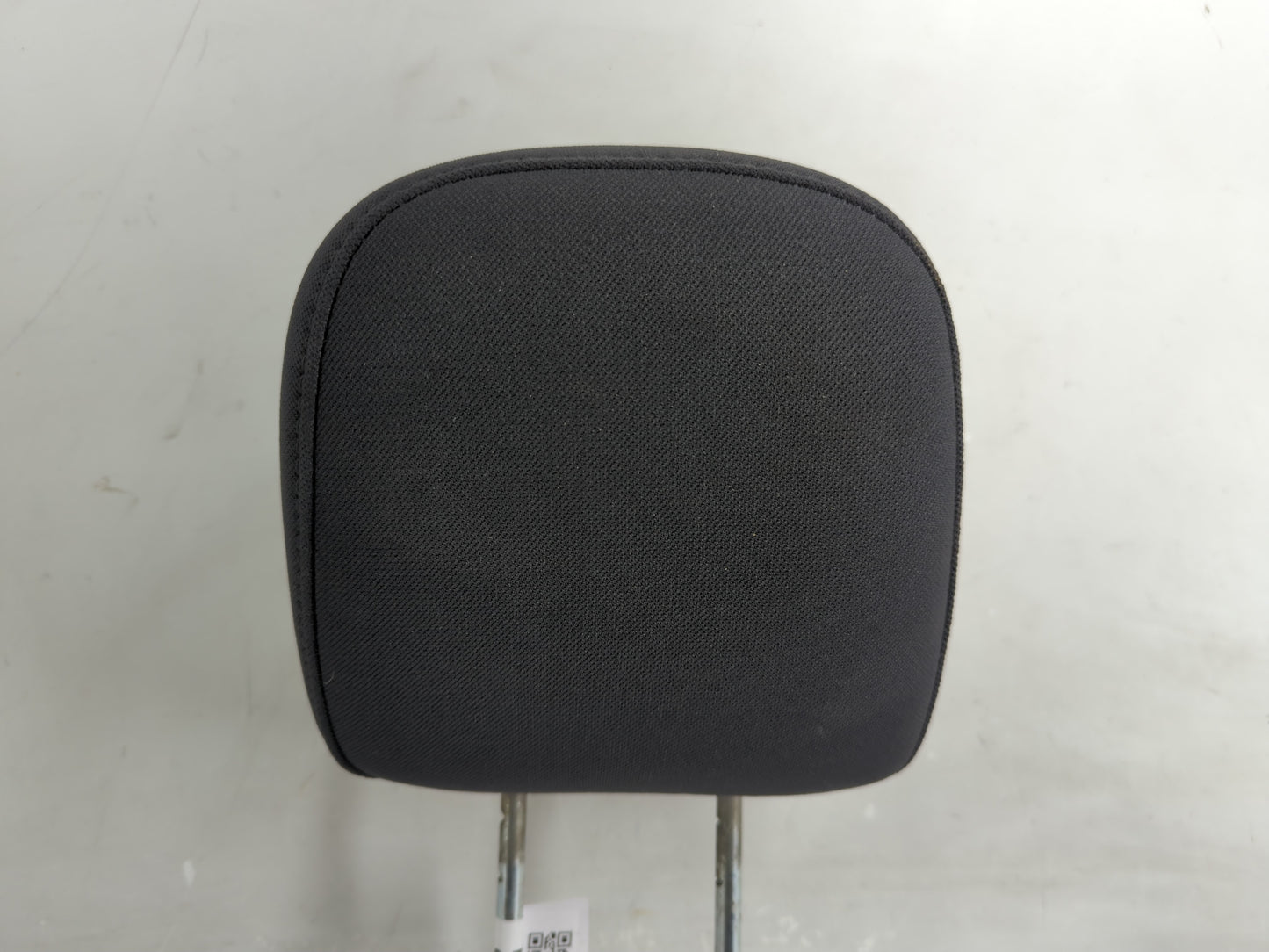 Jeep Liberty Headrest Head Rest Front Driver Passenger Seat Black - Oemusedautoparts1.com