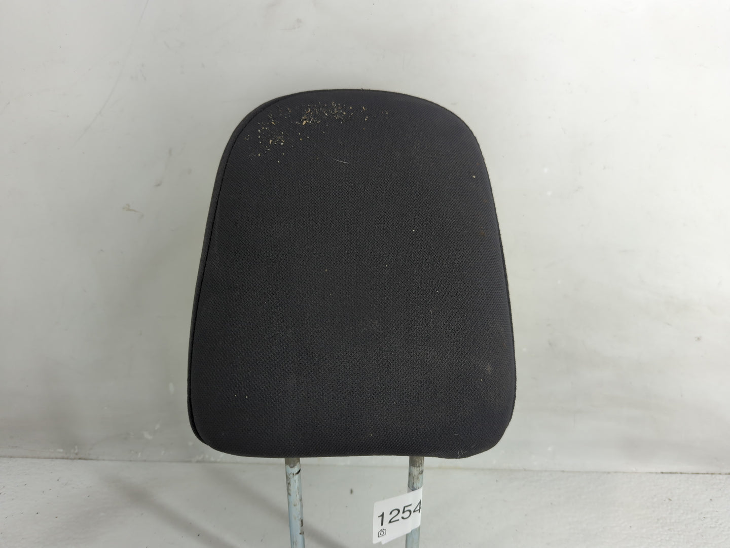 Jeep Liberty Headrest Head Rest Front Driver Passenger Seat Black - Oemusedautoparts1.com