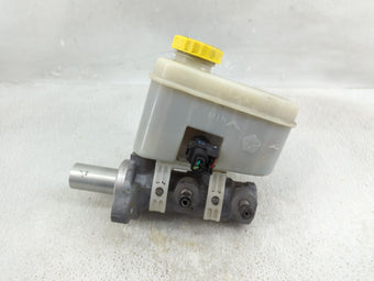 compare product 2012-2012 Jeep Liberty Brake Master Cylinder 1277641