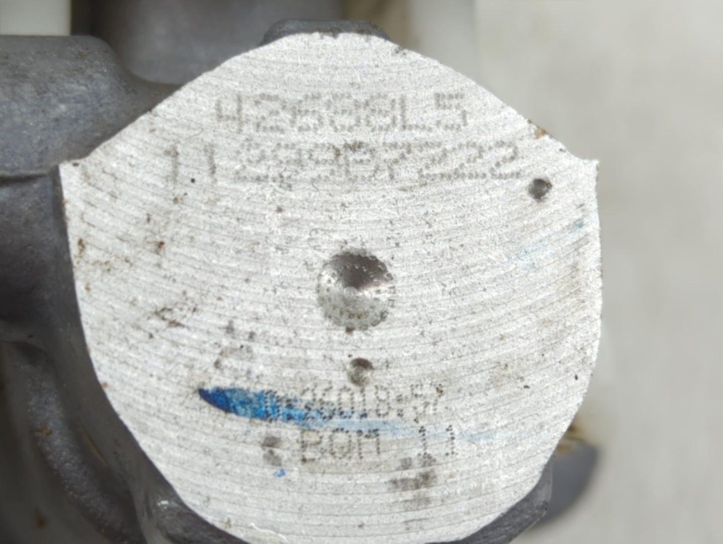 2012-2012 Jeep Liberty Brake Master Cylinder 1277641 - Oemusedautoparts1.com