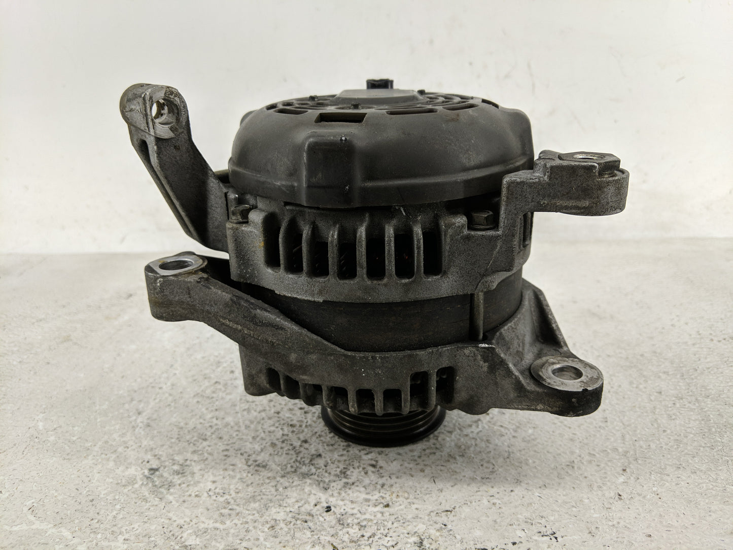 2002-2012 Jeep Liberty Alternator Replacement Generator Charging Assembly Engine OEM Fits OEM Used Auto Parts - Oemusedautop