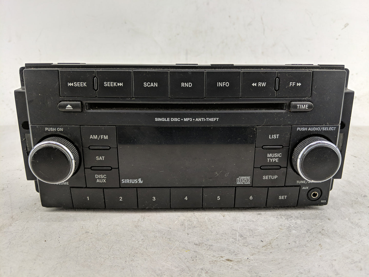 2012 Jeep Liberty Radio AM FM Cd Player Receiver Replacement P/N:P05091164AB Fits Fits 2013 2014 OEM Used Auto Parts - Oemus