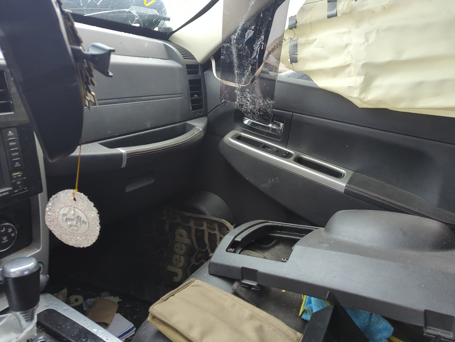 2012 Jeep Liberty Passenger Glove Box Door Storage Compartment - Oemusedautoparts1.com