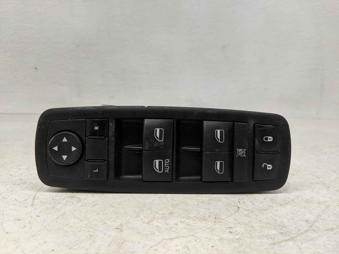 2008-2012 Jeep Liberty Master Power Window Switch Replacement Driver Side Left P/N:04602 632AG Fits OEM Used Auto Parts - Oe