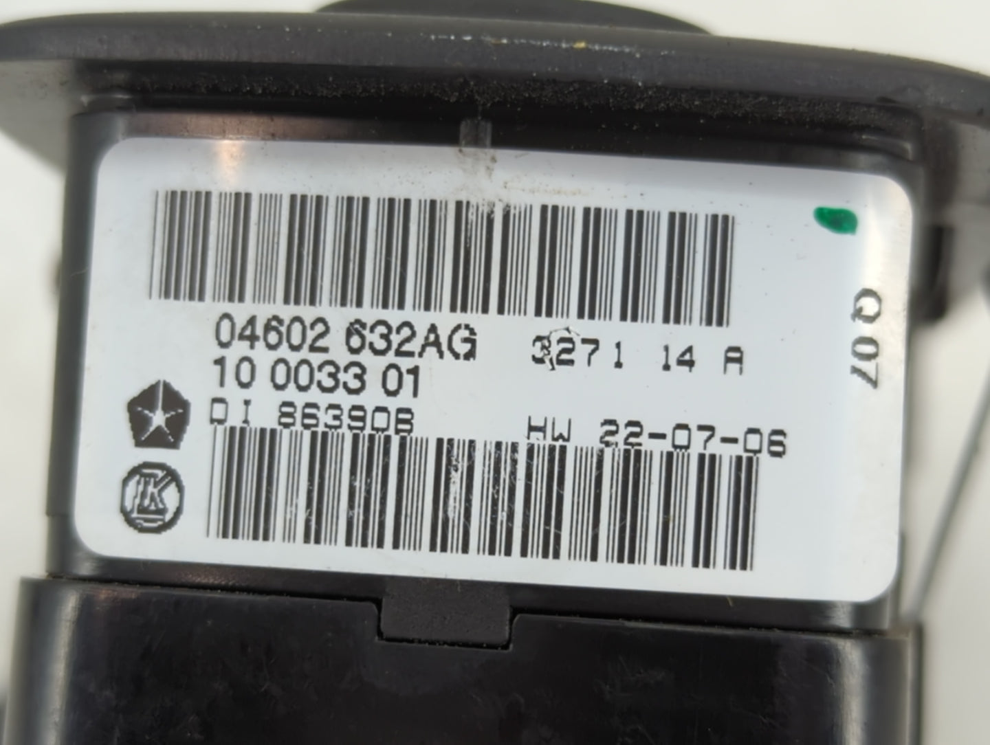 2008-2012 Jeep Liberty Master Power Window Switch Replacement Driver Side Left P/N:04602 632AG Fits OEM Used Auto Parts - Oe