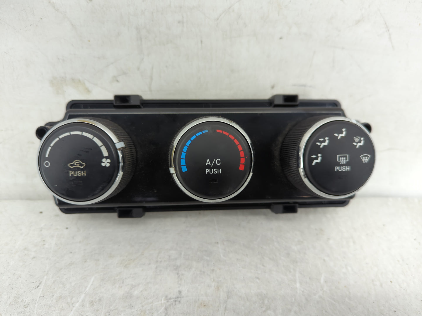 2010-2012 Jeep Liberty Climate Control Module Temperature AC/Heater Replacement P/N:55111943AE Fits Fits 2010 2011 2012 OEM 