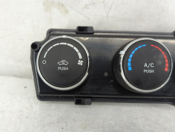2010-2012 Jeep Liberty Climate Control Module Temperature AC/Heater Replacement P/N:P55111943AE Fits Fits 2010 2011 2012 OEM Used Auto Parts