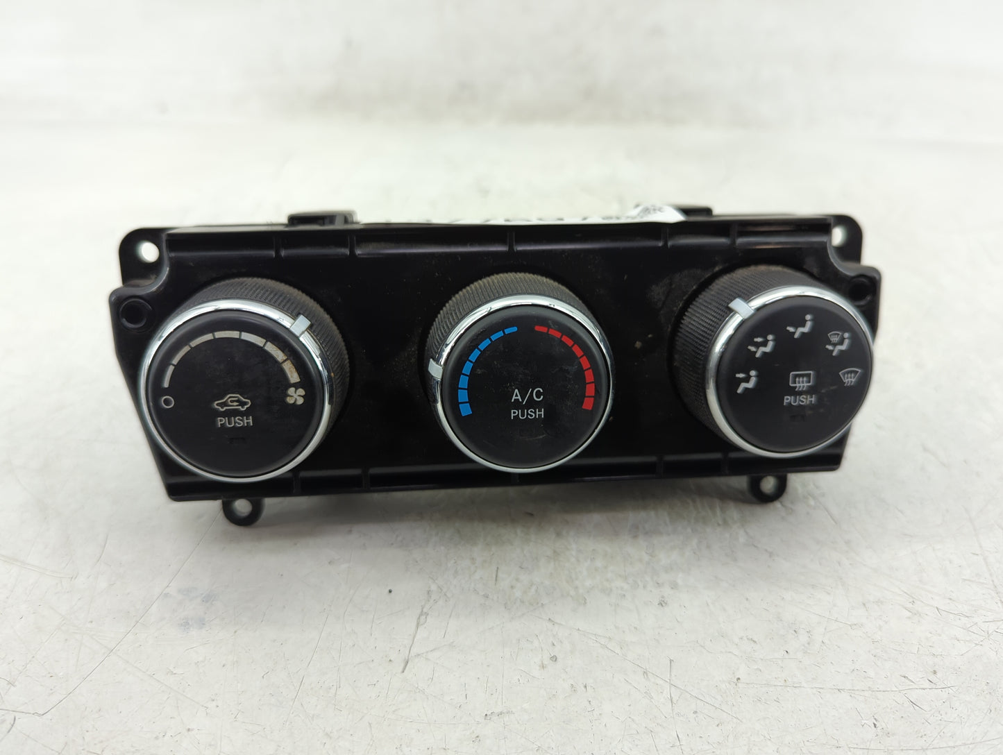 2010-2012 Jeep Liberty Climate Control Module Temperature AC/Heater Replacement P/N:P55111943AE Fits Fits 2010 2011 2012 OEM