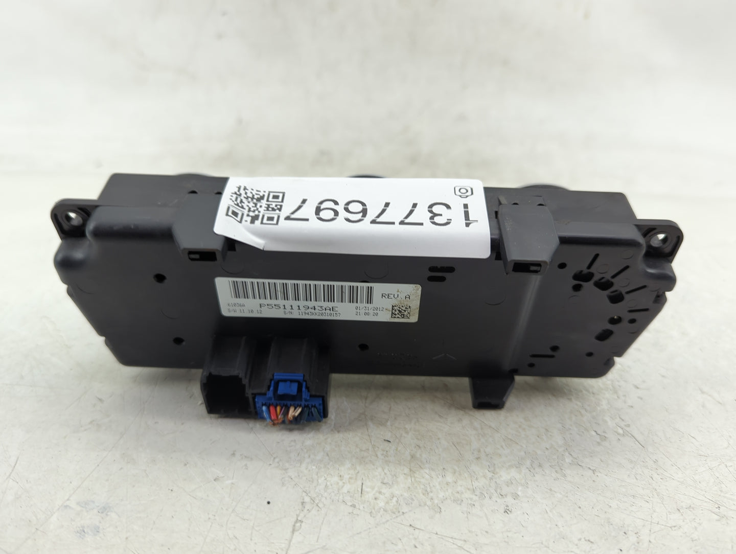 2010-2012 Jeep Liberty Climate Control Module Temperature AC/Heater Replacement P/N:P55111943AE Fits Fits 2010 2011 2012 OEM