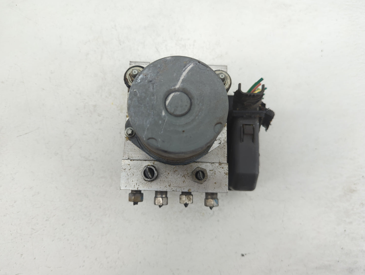 2012 Jeep Liberty ABS Pump Control Module Replacement P/N:05154233AB Fits OEM Used Auto Parts - Oemusedautoparts1.com