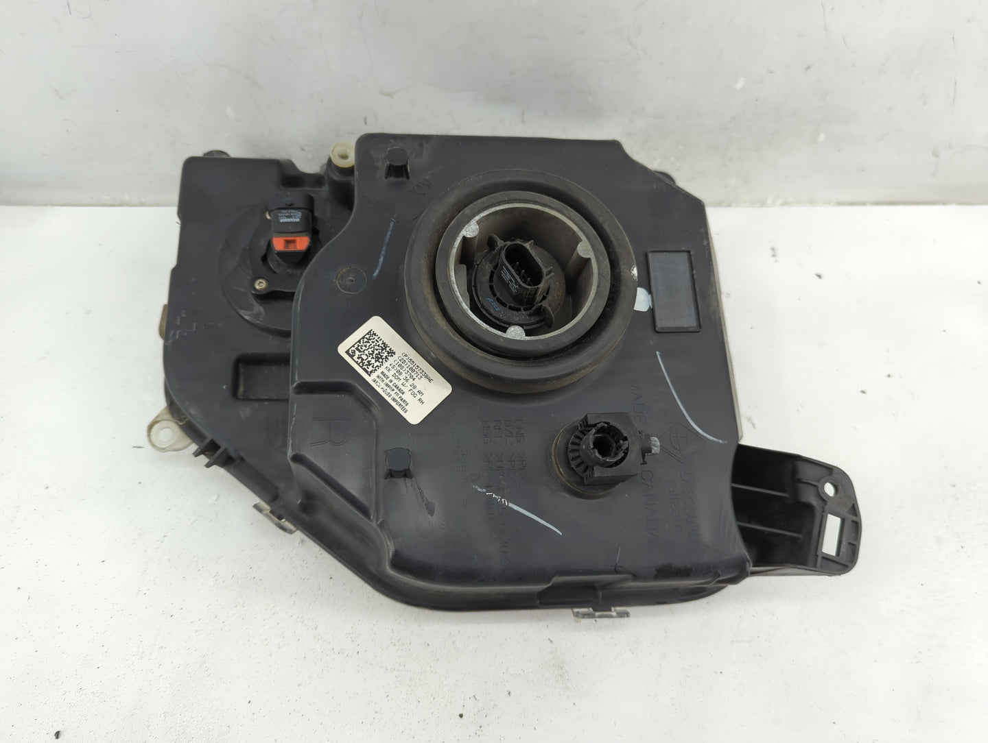 2008-2012 Jeep Liberty Passenger Right Oem Head Light Headlight Lamp - Oemusedautoparts1.com