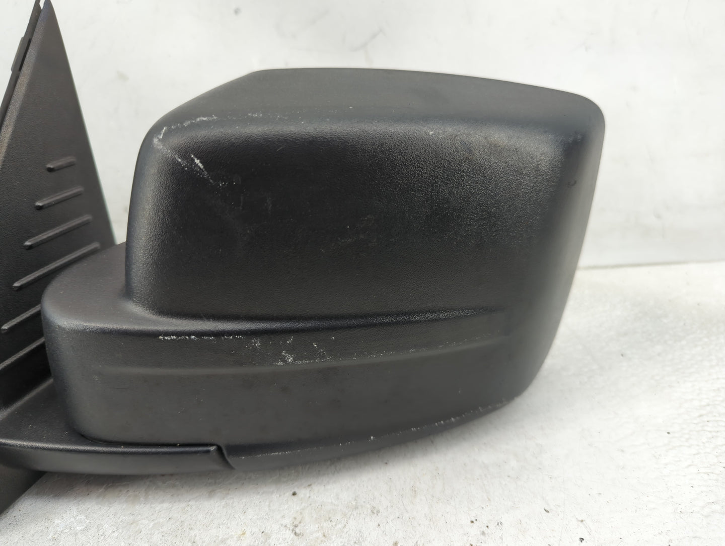 2008-2012 Jeep Liberty Driver Side View Mirror - Left Door Mirror OEM Used - Oemusedautoparts1.com