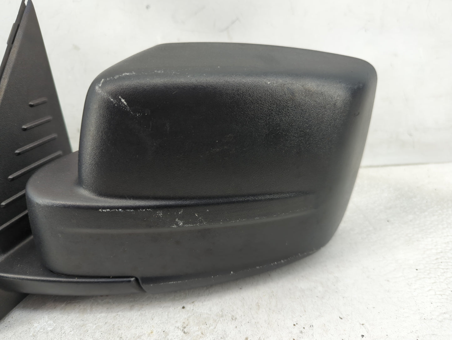 2008-2012 Jeep Liberty Driver Side View Mirror - Left Door Mirror OEM Used - Oemusedautoparts1.com
