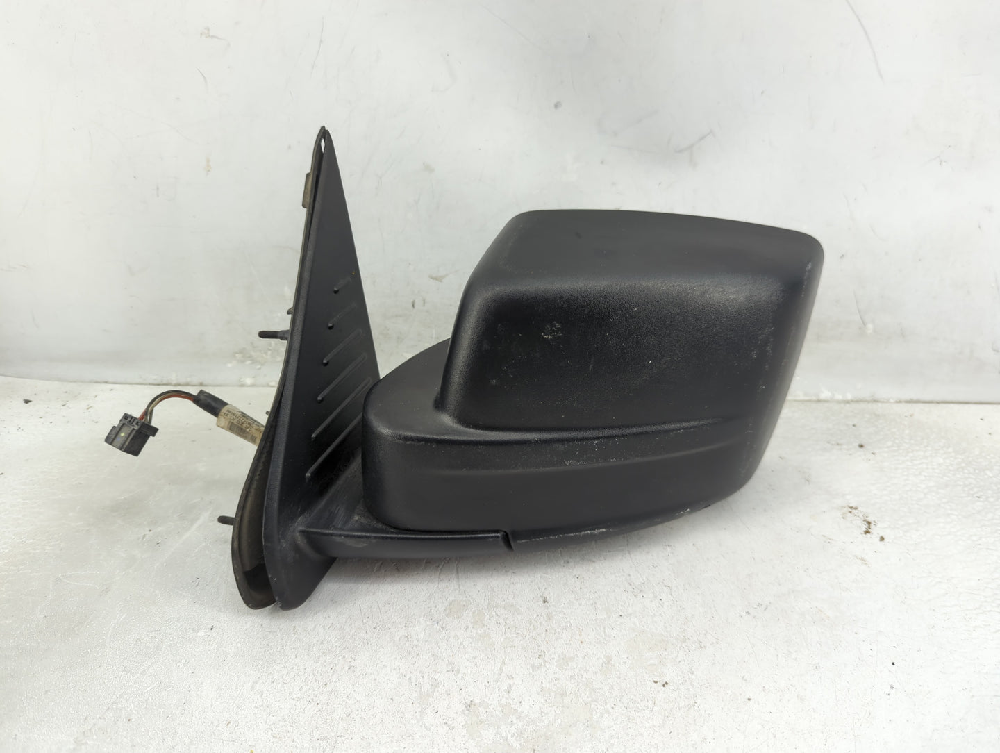 2008-2012 Jeep Liberty Driver Side View Mirror - Left Door Mirror OEM Used - Oemusedautoparts1.com