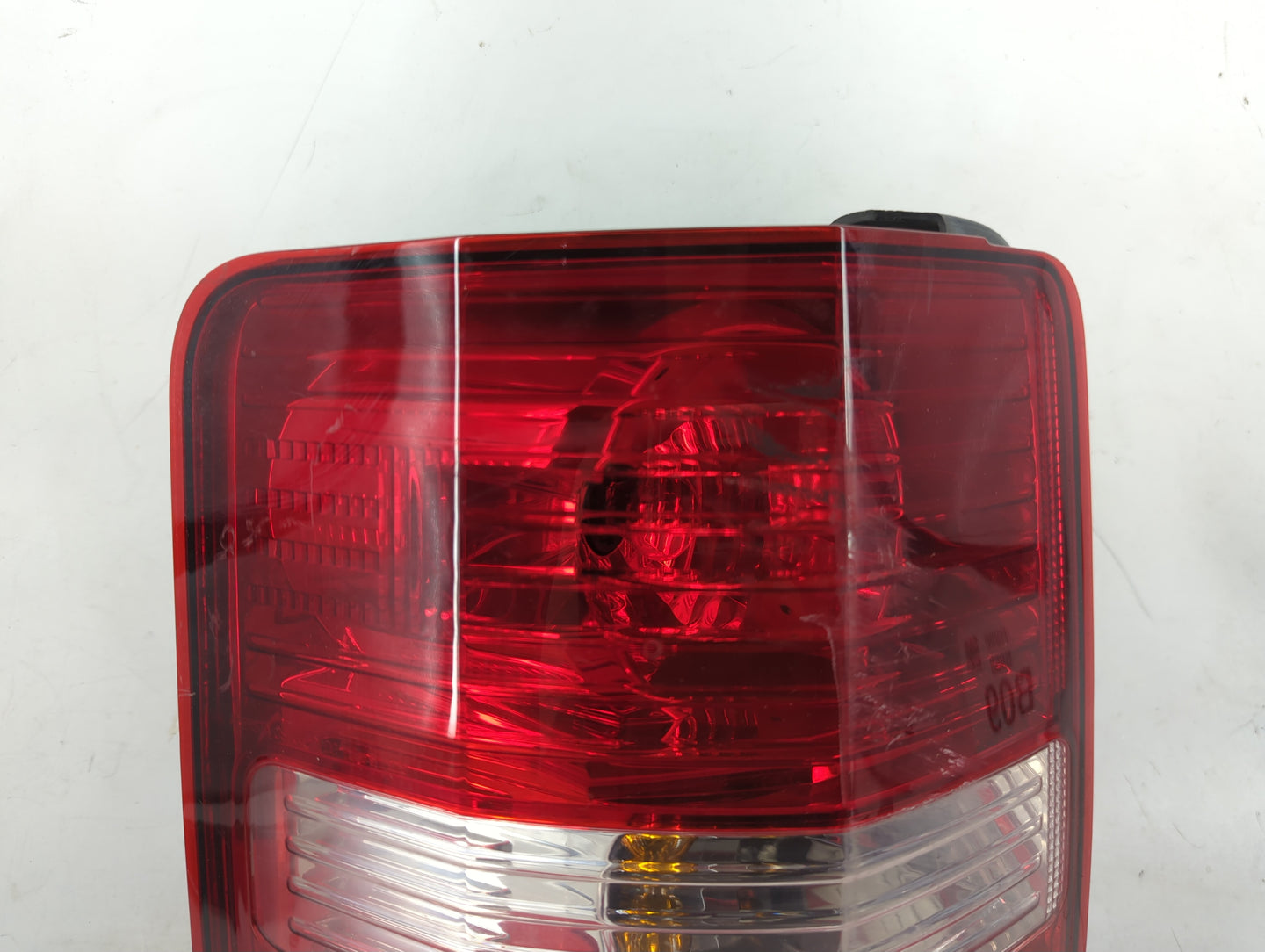 2008-2012 Jeep Liberty Tail Light Assembly Driver Left OEM Fits Fits 2008 2009 2010 2011 2012 OEM Used Auto Parts - Oemuseda