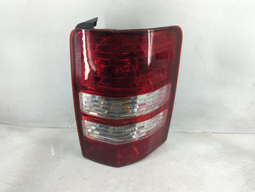 2008-2012 Jeep Liberty Tail Light Assembly Passenger Right OEM P/N:55157346AC Fits Fits 2008 2009 2010 2011 2012 OEM Used Au