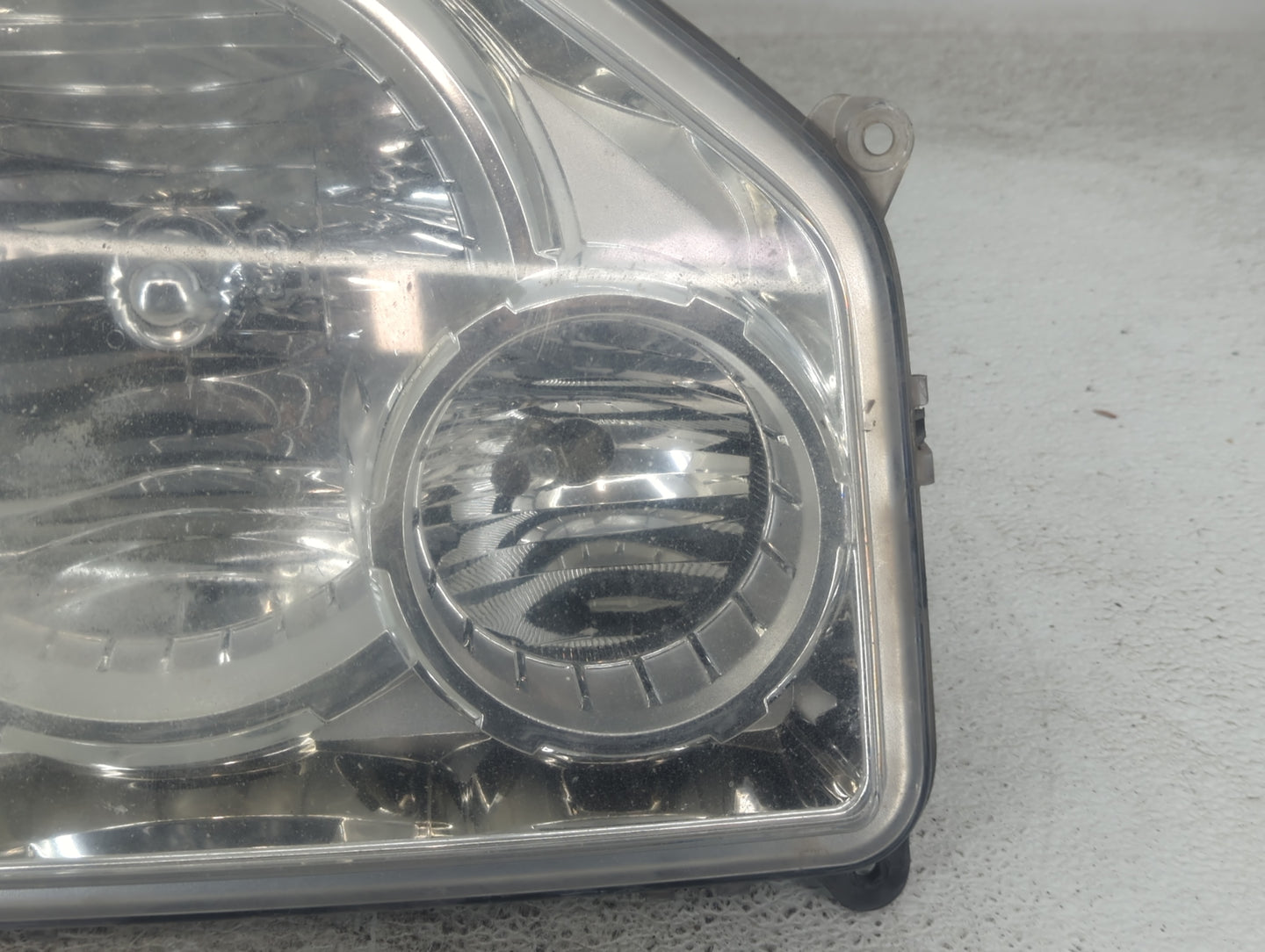 2008-2012 Jeep Liberty Driver Left Oem Head Light Headlight Lamp - Oemusedautoparts1.com